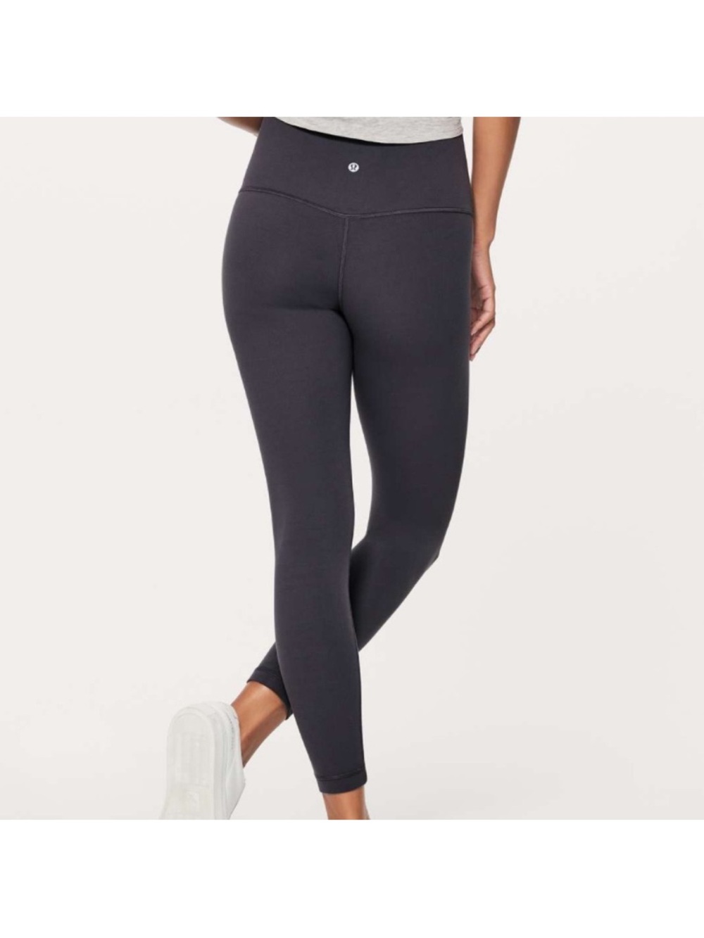 Lululemon Align Pant II 25"
Dark Shadow/black - size 6